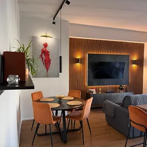 https://elegant-suite.it-tuscanyhotel.com